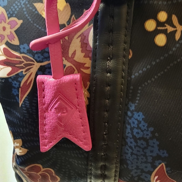 Vera Bradley Black Floral Crossbody Canvas Bag - Picture 2 of 8